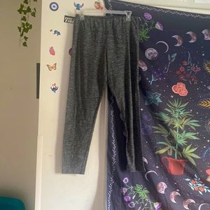 grey women’s leggings, good condition